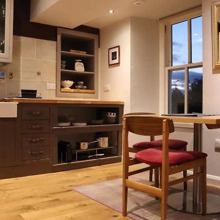 Appartement Unique Highland à Inverness Extérieur photo