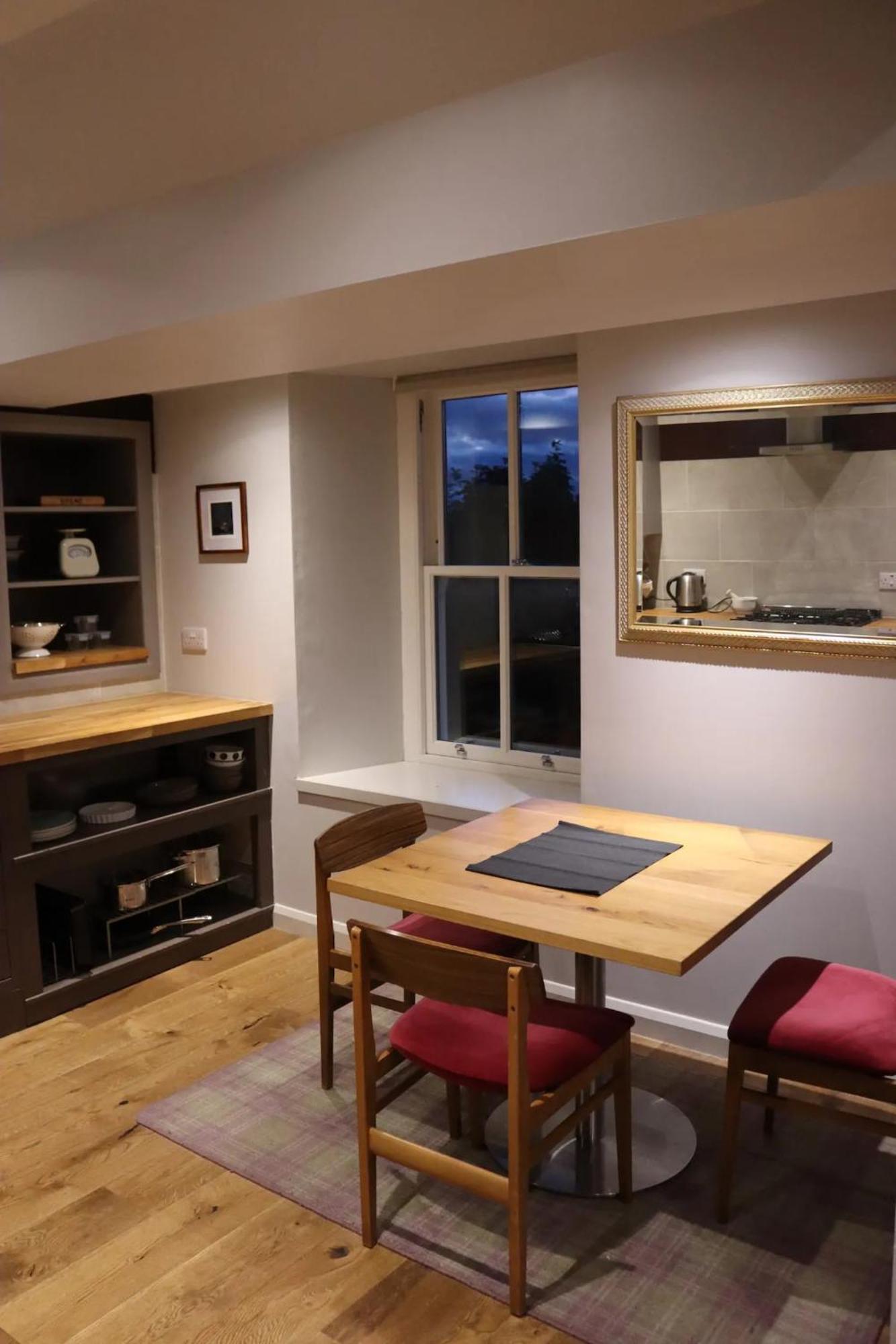 Appartement Unique Highland à Inverness Extérieur photo