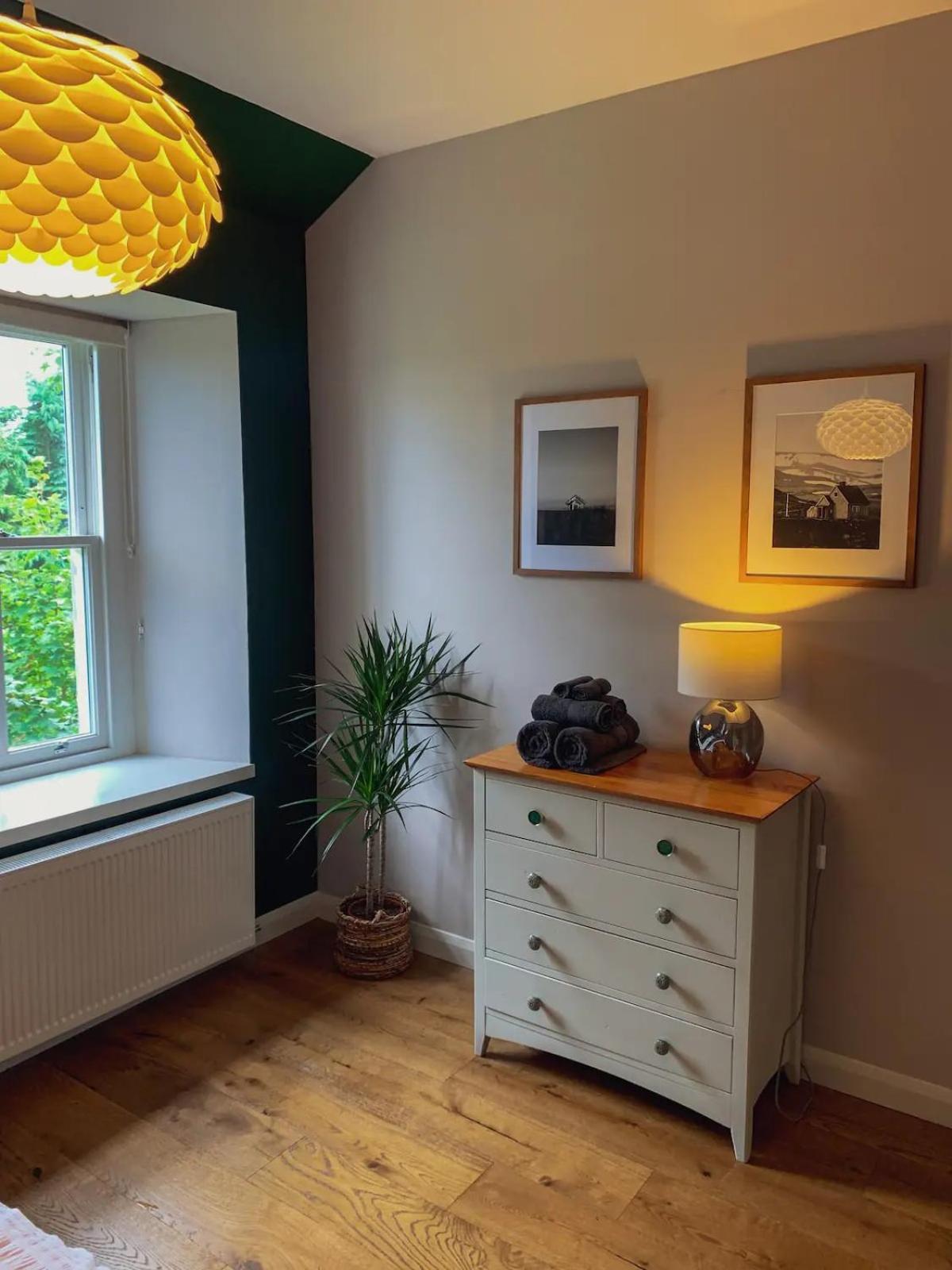 Appartement Unique Highland à Inverness Extérieur photo
